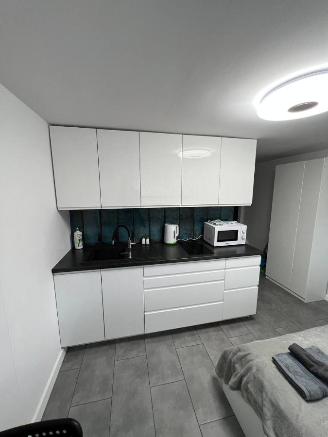 ורשה New Apartment On Batorego, Metro, Centre , Wi-Fi - By Hik Apartments מראה חיצוני תמונה